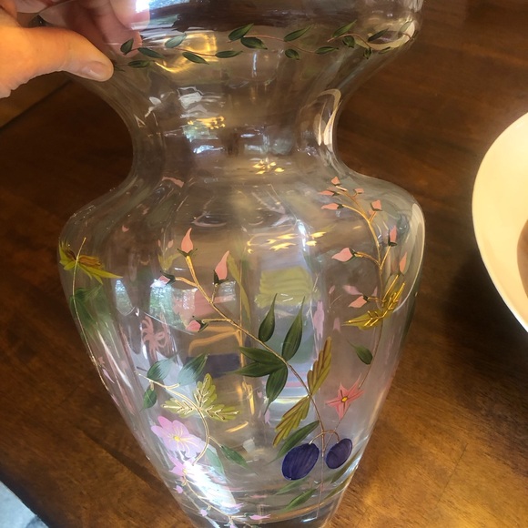 Beautiful Crystal Romanian Hand Painted Art Glass Floral Vase - Picture 3 of 9
